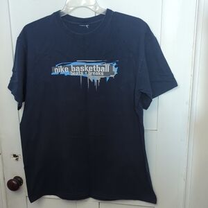 Vintage Nike basketball beats + breaks tee. Gently used. Tag removed.